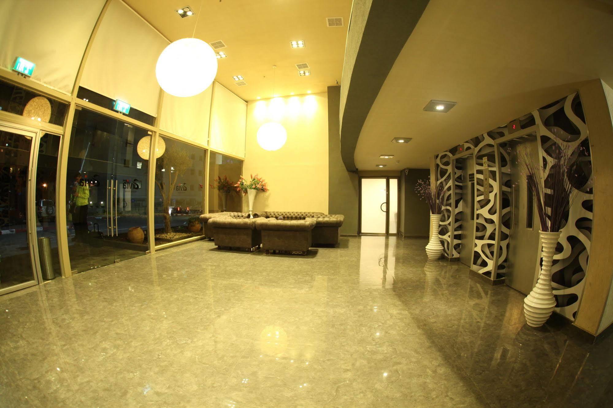 Avia Hotel & Resort Yehud-Monosson Exterior foto
